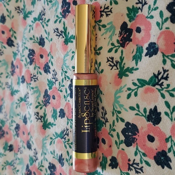 LipSense long lasting liquid color (Kiss me Katie) NWT - Picture 3 of 8